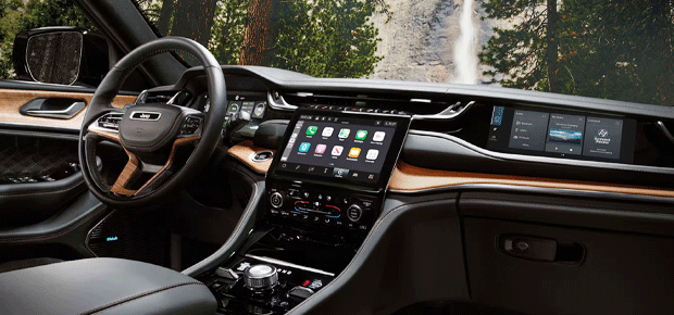 2025 Jeep Grand Cherokee Interior